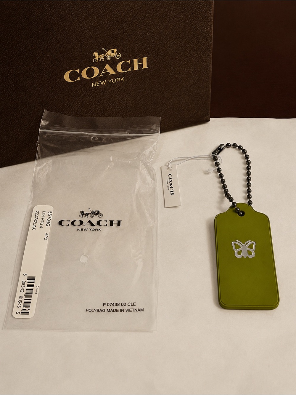 Coach New York Citrine Green Butterfly Hang Tag Bag Charm Keychain NWT - Picture 3 of 3